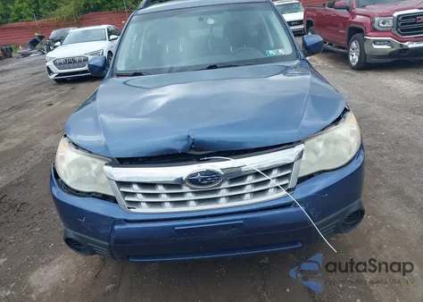 2012 Subaru Forester 2.5X Premium из США, поврежденный, VIN JF2SHADC0CH440660